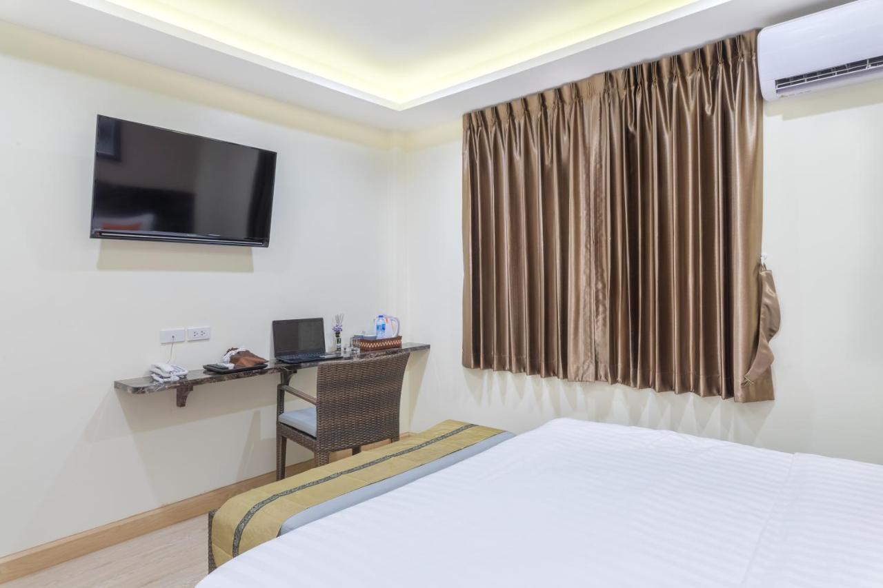 4M Pratunam Hotel Бангкок Экстерьер фото